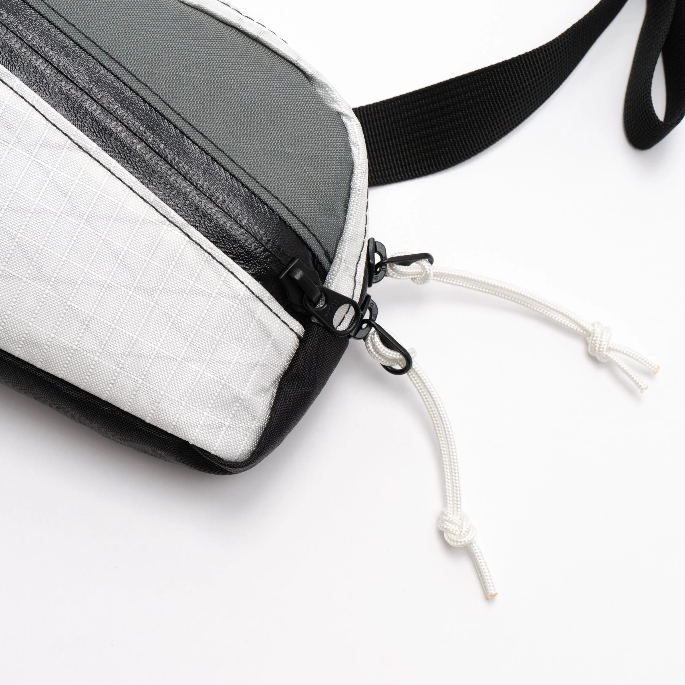 Waste Pouch - VX — 1733